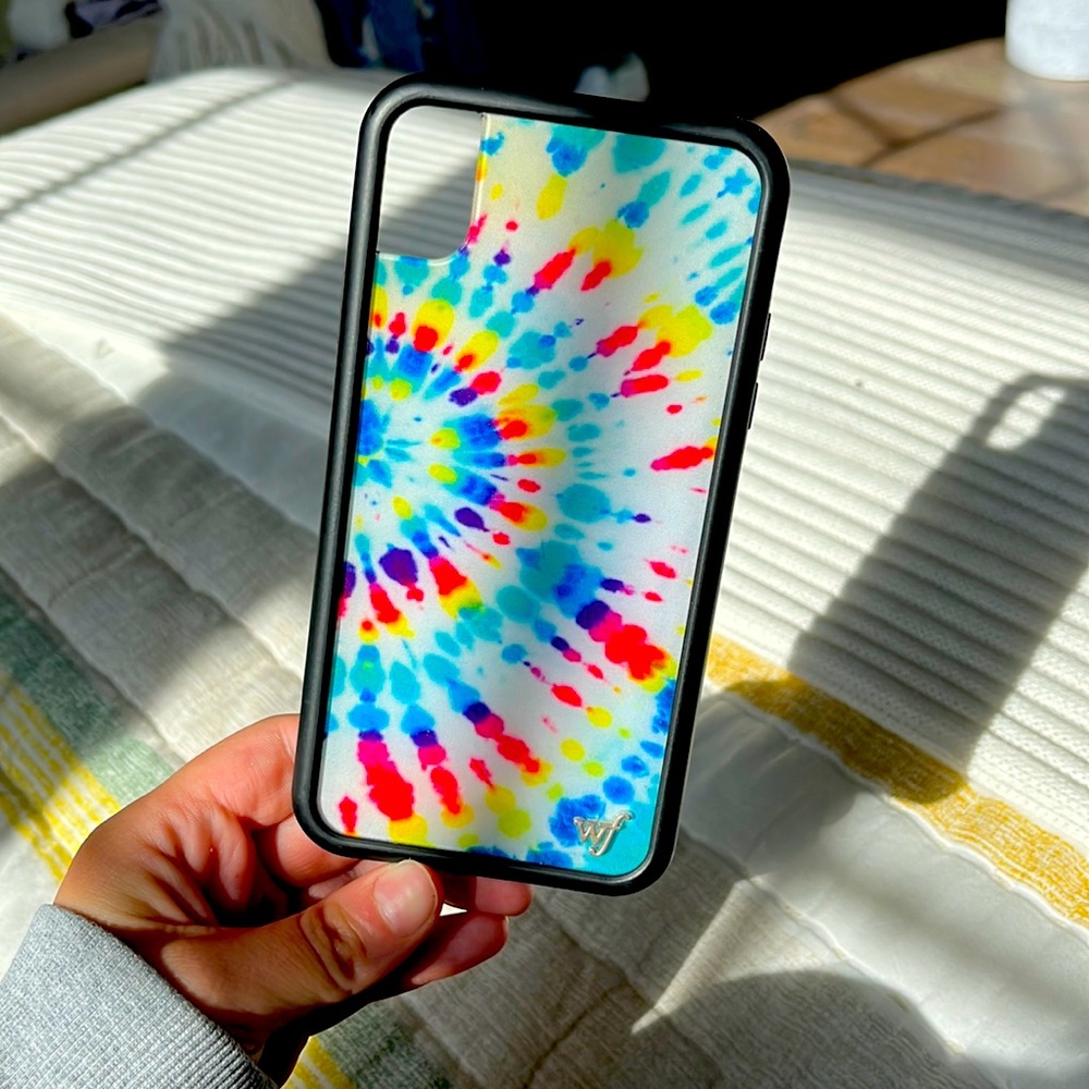 Tie dye wildflower case iPhone XR